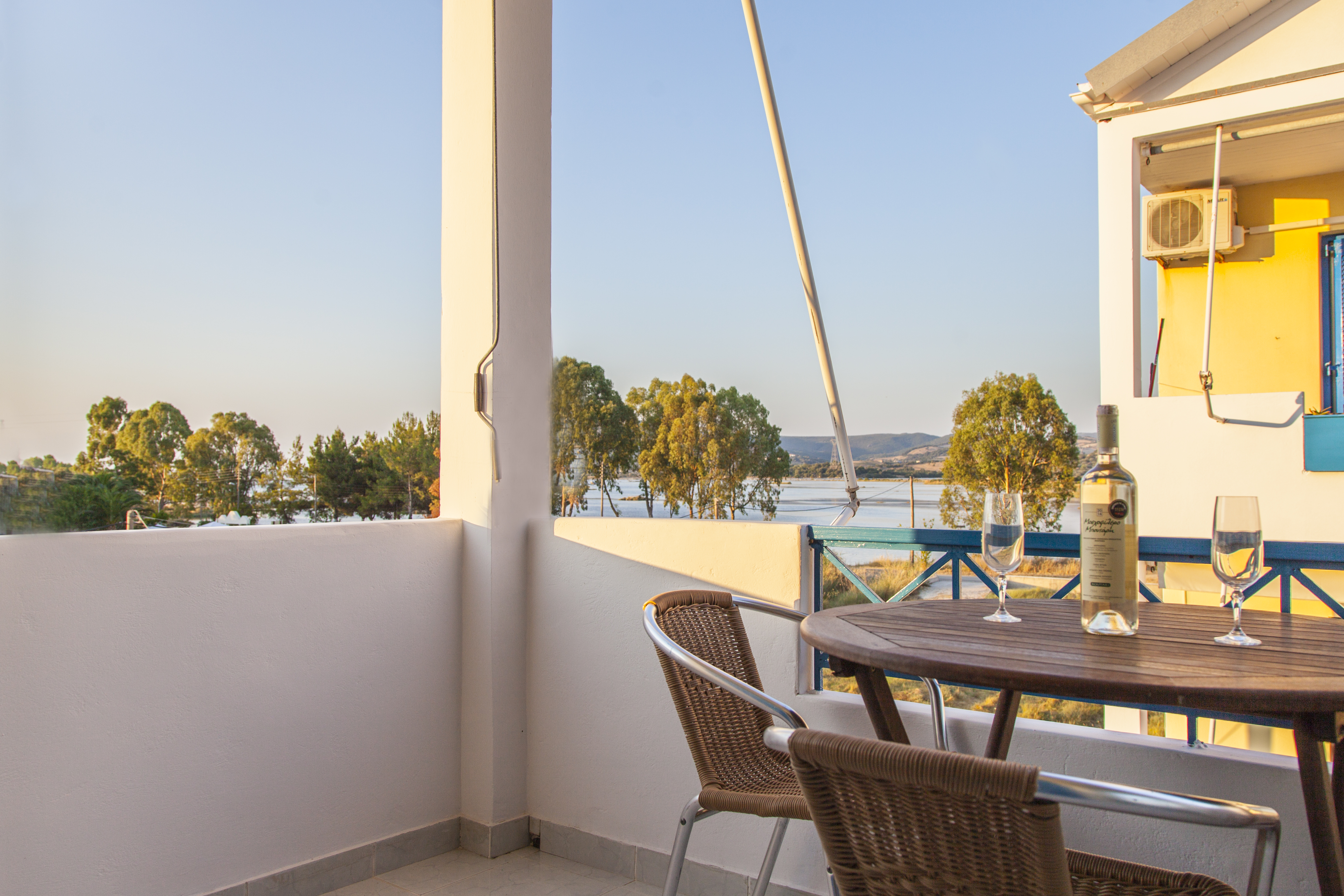 Thanasis Studios