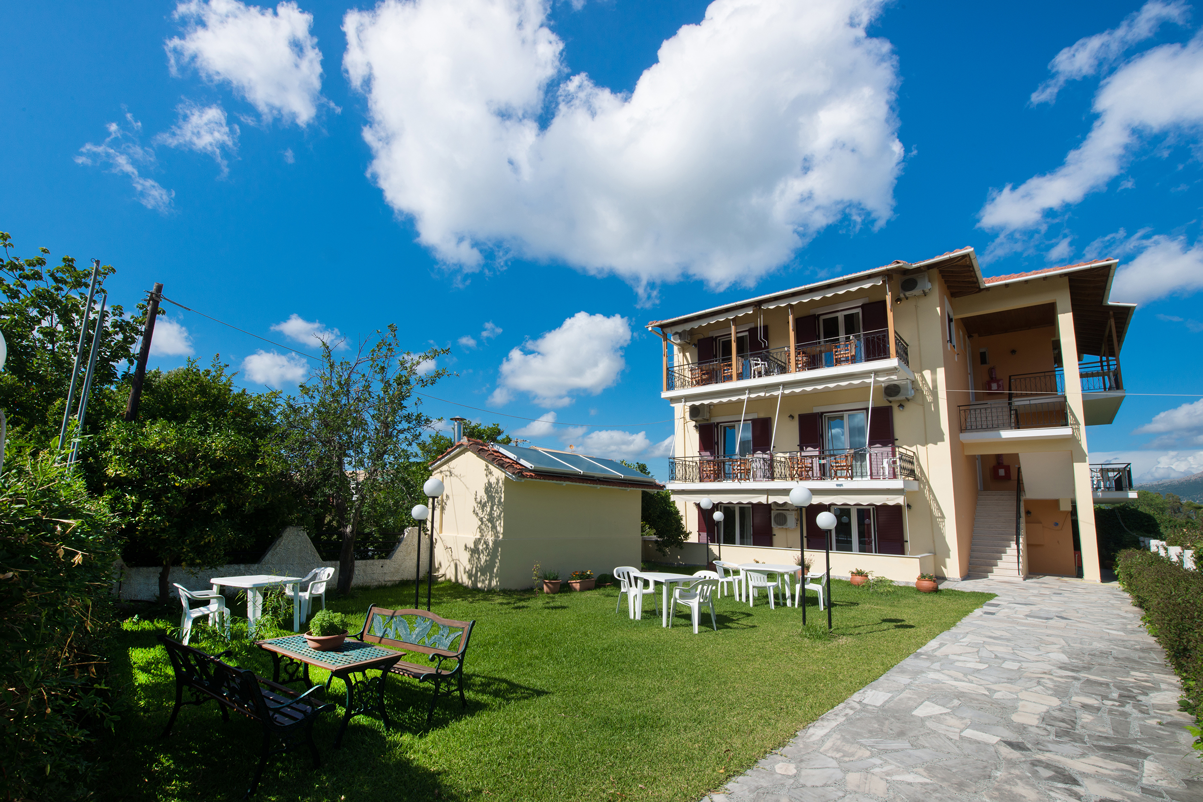Christina Studios 3 * Christina Studios 3 *