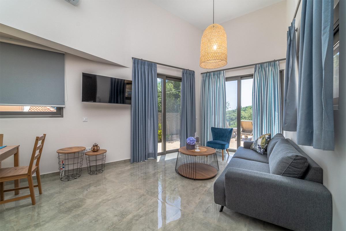 Teachers Rock Luxury Residence